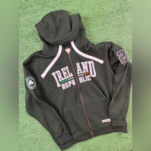 Ireland sweatshirt size large great shape